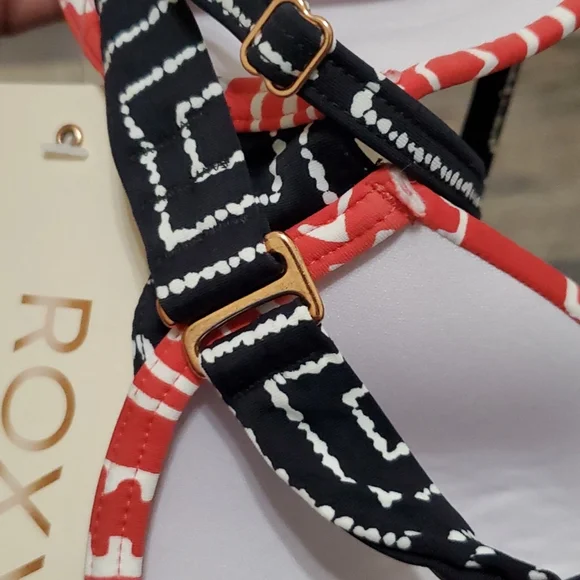 Small Roxy Mini Underwire Swim Top - Picture 13 of 13